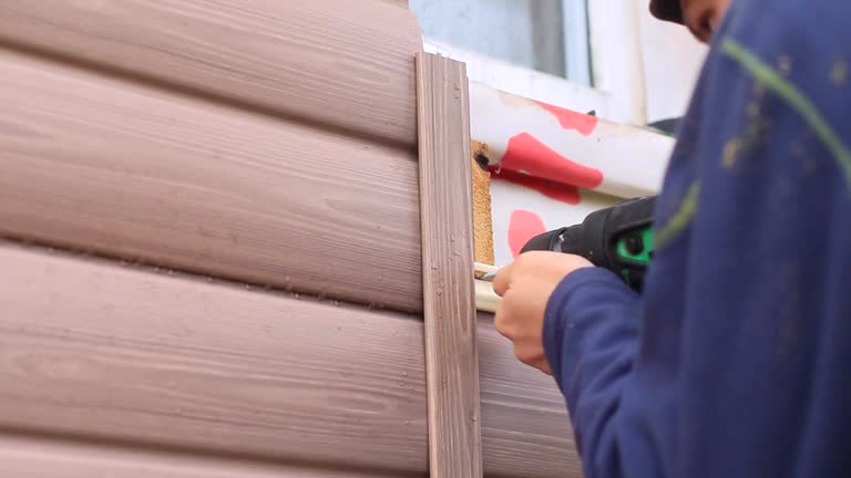 Best Residential Vinyl Siding Installation  in Dover, NH